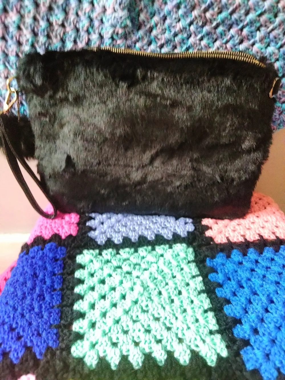 Black Faux Fur Wristlet Clutch - Versatile Women's Bag